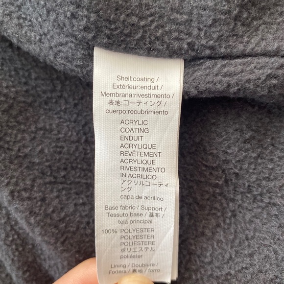 GAP boys puffer down vest - Picture 6 of 7